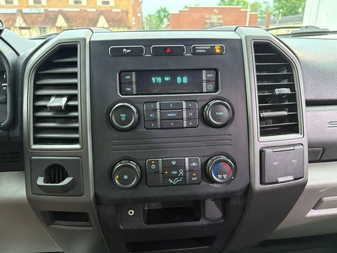 Used 2019 Ford F250 XL RWD image 27
