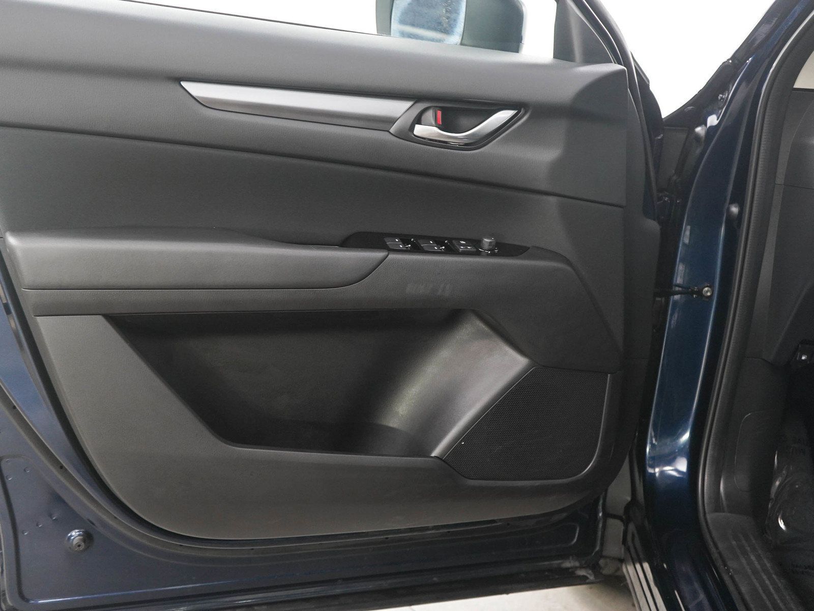 Used 2025 MAZDA CX-5 AWD 2.5 S image 18