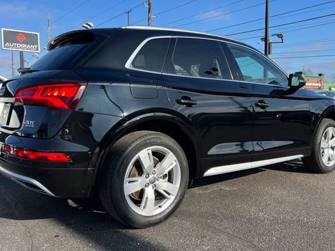 Used 2018 Audi Q5 2.0T Premium Plus w/ Premium Plus Package image 16