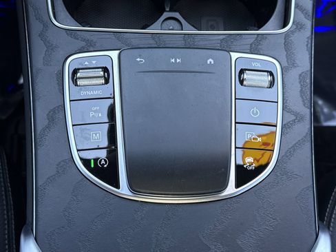 Used 2022 Mercedes-Benz GLC 300 GLC 300 image 24