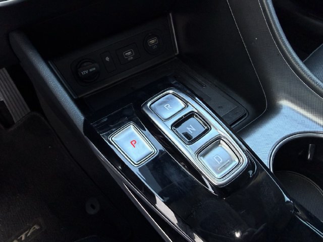 Used 2022 Hyundai Sonata Limited FWD image 19
