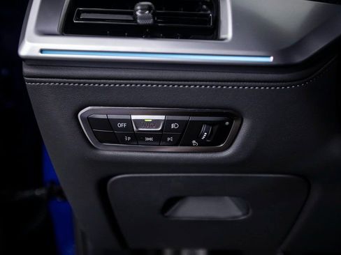 Used 2023 BMW XM image 27