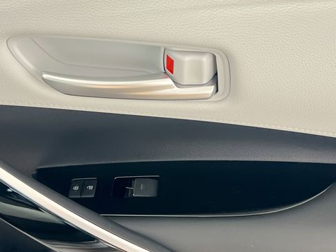 New 2026 Toyota Corolla XSE image 32