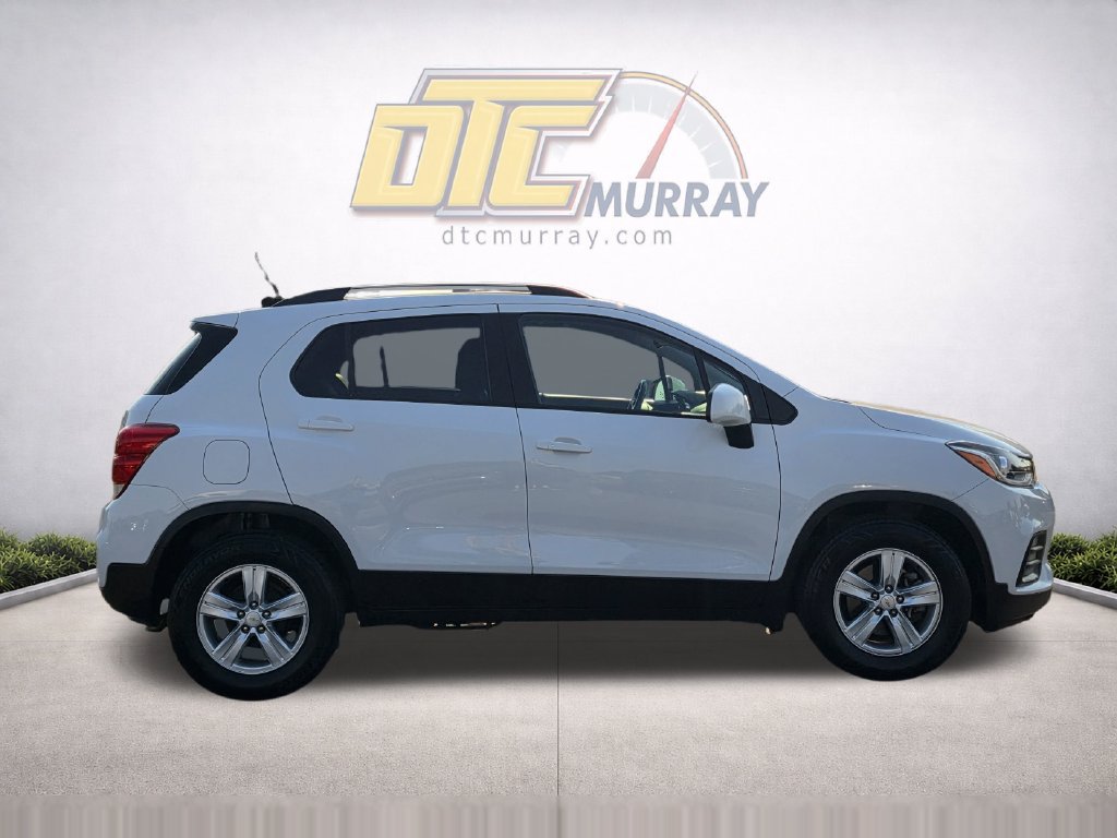 Used 2022 Chevrolet Trax LT w/ LT Convenience Package FWD image 4