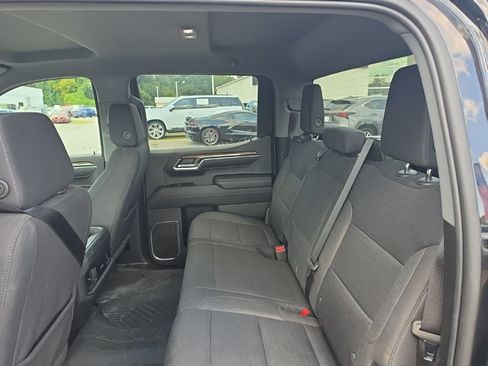 Used 2023 Chevrolet Silverado 1500 RST AWD/4WD image 13