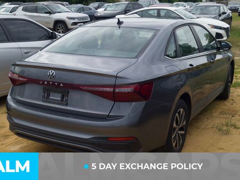 Used 2025 Volkswagen Jetta S FWD image 4