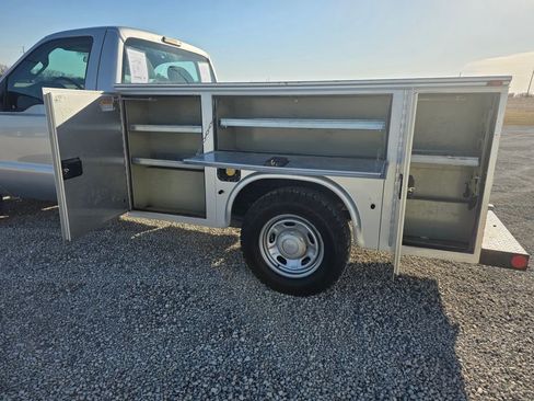 Used 2016 Ford F250 XL image 9