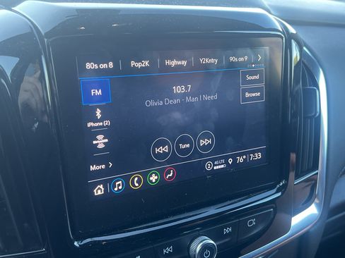 Used 2023 Chevrolet Traverse LT w/ LPO, Floor Liner Package AWD/4WD image 12