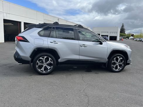Used 2021 Toyota RAV4 XSE w/ Weather Package image 6