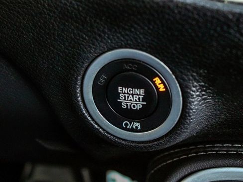 Used 2019 Dodge Challenger R/T w/ Blacktop Package image 27