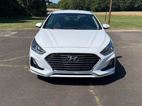 Used 2018 Hyundai Sonata SE FWD image 3
