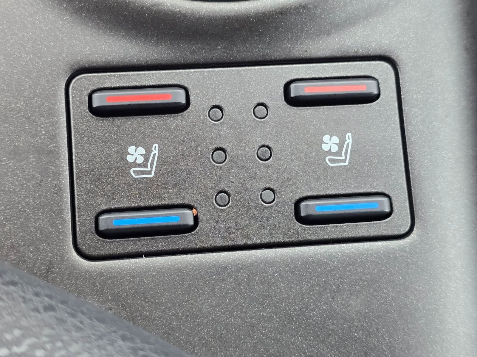 Used 2024 Toyota Camry XLE w/ Navigation Package FWD image 17