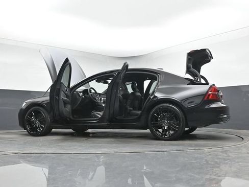 Used 2024 Volvo S60 B5 Plus w/ Climate Package FWD image 51