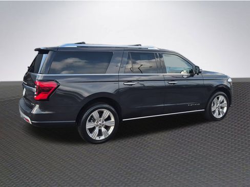 Used 2023 Ford Expedition Max Platinum image 4