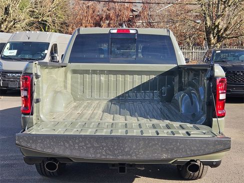 New 2026 RAM 1500 4x4 Crew Cab image 10