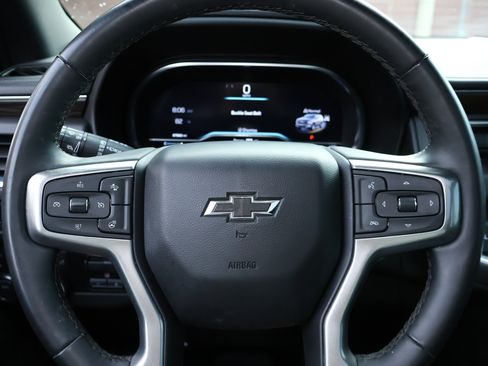 Used 2024 Chevrolet Tahoe Z71 w/ Luxury Package AWD/4WD image 14