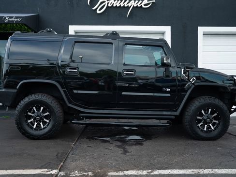 Used 2005 HUMMER H2 w/ Preferred Equipment Group AWD/4WD image 8