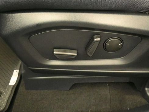 New 2026 Ford Explorer Active RWD image 12