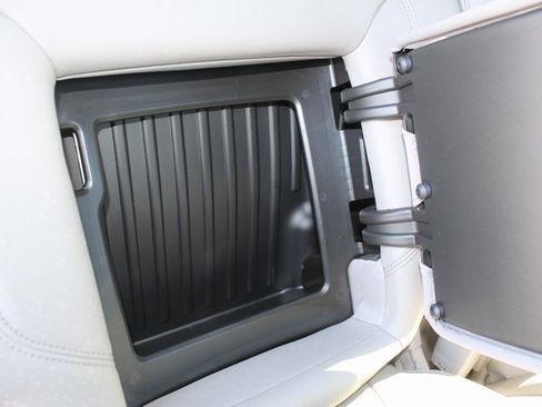 Used 2022 Chevrolet Silverado 2500 LTZ w/ LTZ Premium Package image 23