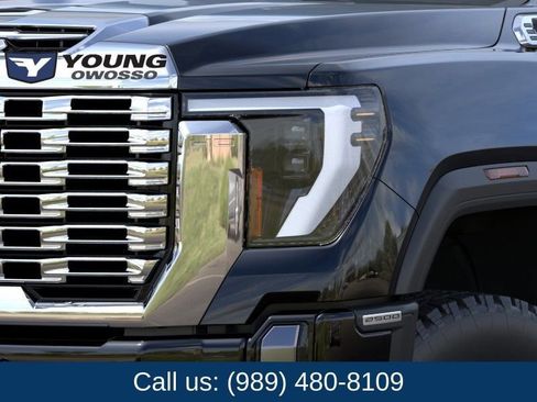 New 2026 GMC Sierra 2500 Denali w/ Denali Reserve Package AWD/4WD image 12