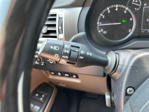 Used 2023 Lexus GX 460 Premium w/ Premium Package AWD/4WD image 21