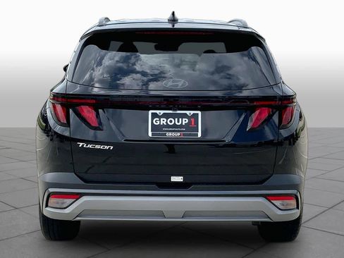 Used 2025 Hyundai Tucson SEL FWD image 5