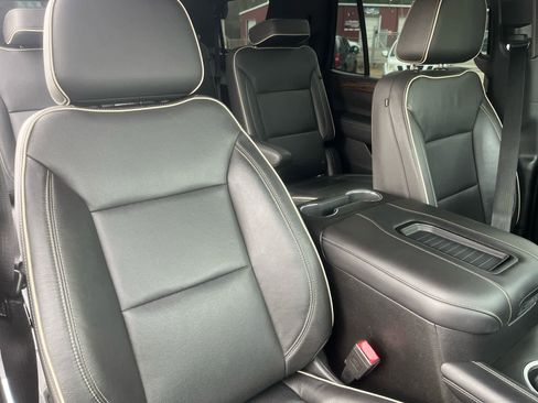 Used 2021 Chevrolet Tahoe Premier image 17