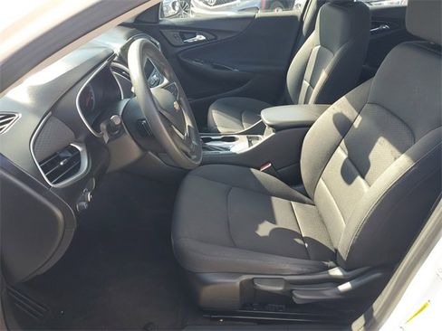 Used 2020 Chevrolet Malibu LS image 19