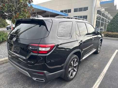 Used 2024 Honda Pilot Elite image 5