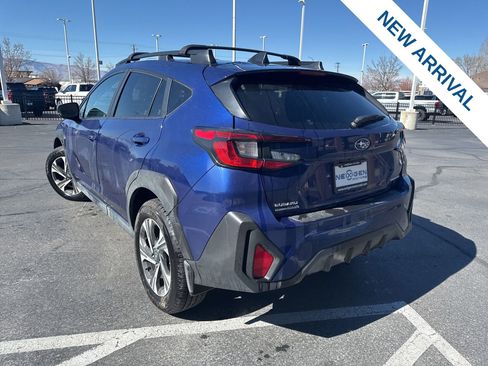 Used 2025 Subaru Crosstrek 2.0i Premium image 5