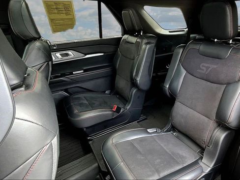 Used 2025 Ford Explorer ST AWD/4WD image 24