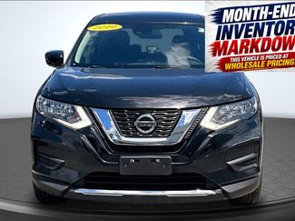 Used 2019 Nissan Rogue S AWD/4WD video 1