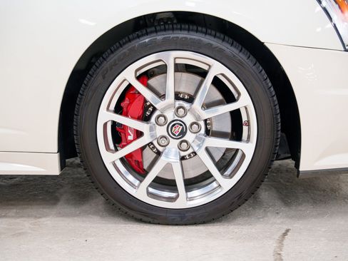 Used 2013 Cadillac CTS V RWD image 34