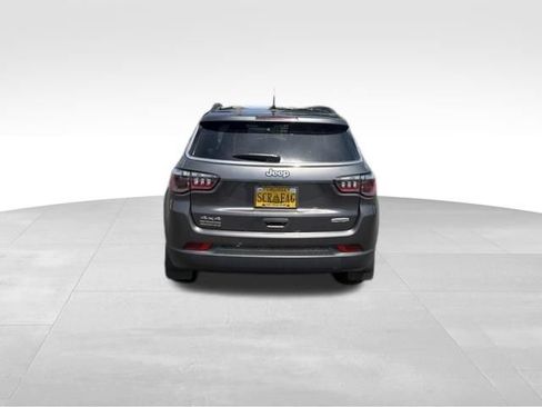 Used 2022 Jeep Compass Latitude w/ Convenience Group AWD/4WD image 10