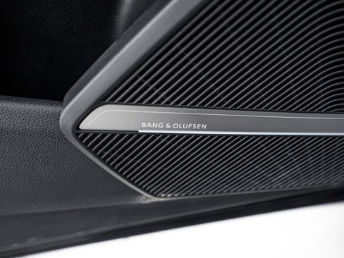 Certified 2022 Audi SQ5 Premium Plus image 15