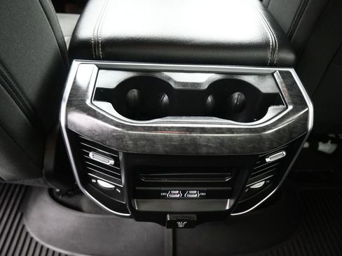 Used 2021 RAM 1500 Big Horn AWD/4WD image 36