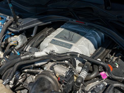 Used 2021 Ford Mustang Shelby GT500 w/ Technology Package image 31