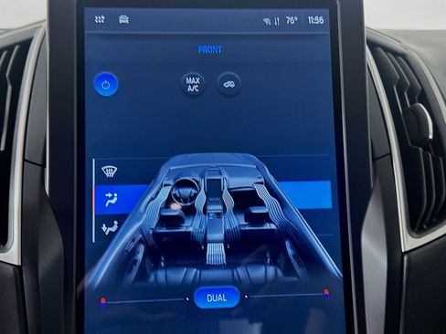 Used 2024 Ford Edge SEL image 23