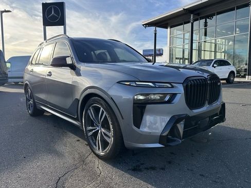 Used 2024 BMW X7 M60i w/ Executive Package image 1