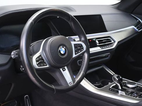 Used 2022 BMW X5 sDrive40i w/ M Sport Package image 30