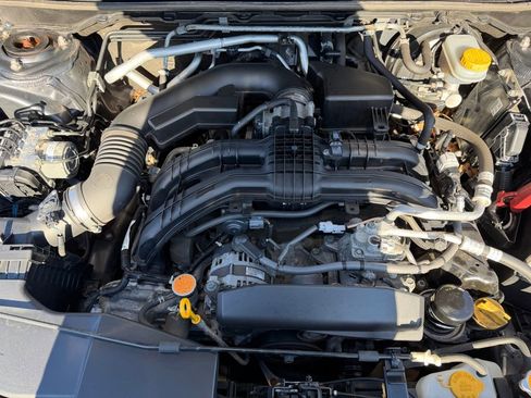 Used 2020 Subaru Crosstrek 2.0i Limited w/ Moonroof Package image 29