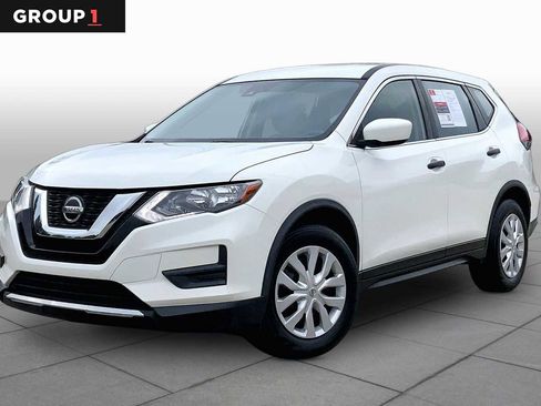 Used 2020 Nissan Rogue S FWD image 1