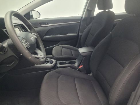 Used 2019 Hyundai Elantra SE w/ Cargo Package FWD image 17