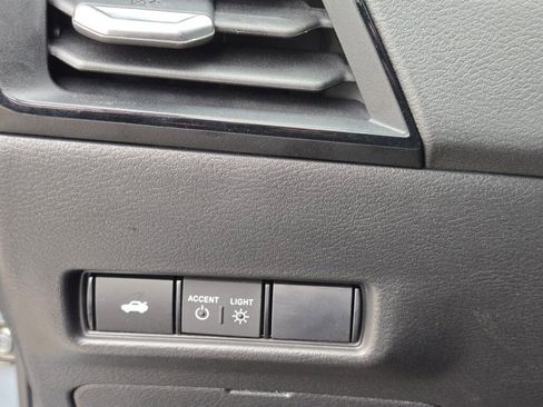 New 2026 Nissan Sentra SR w/ Floor Mat Package FWD image 21
