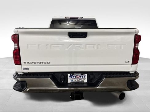 Used 2023 Chevrolet Silverado 2500 LT w/ Convenience Package image 4