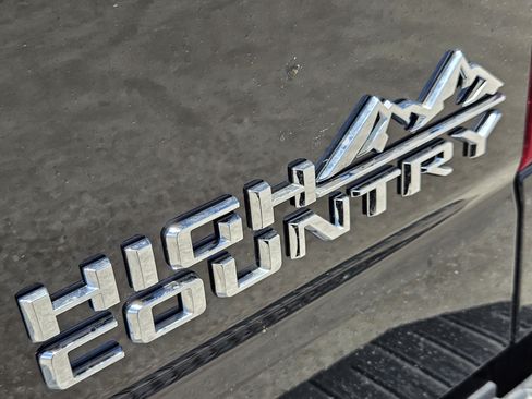 New 2026 Chevrolet Silverado 1500 High Country AWD/4WD image 8