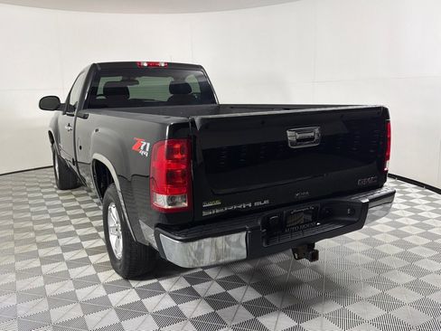 Used 2007 GMC Sierra 1500 SLE w/ SLE/SLT Trailering Package AWD/4WD image 7