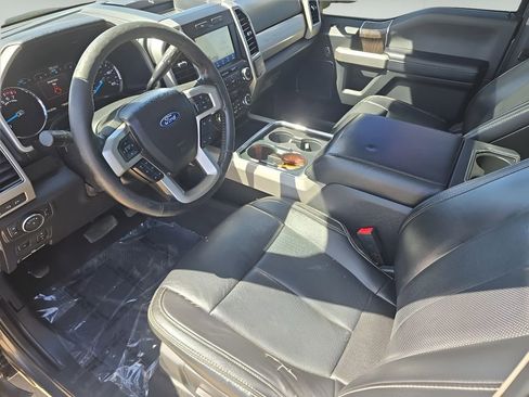 Used 2021 Ford F250 Lariat w/ Lariat Ultimate Package AWD/4WD image 40