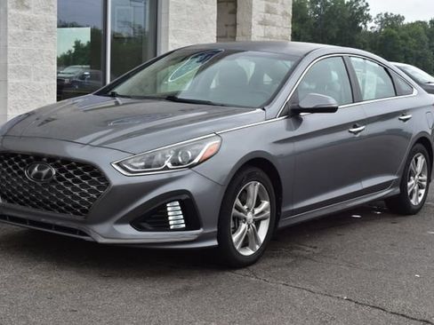 Used 2019 Hyundai Sonata SEL w/ Tech Package 02 FWD image 16