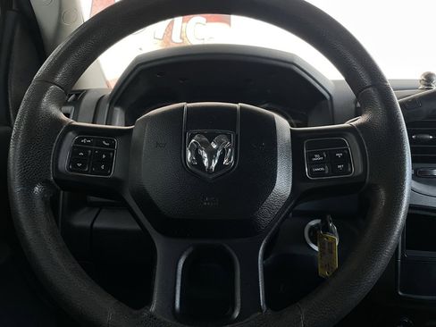 Used 2016 RAM 2500 Tradesman w/ Chrome Appearance Group image 25